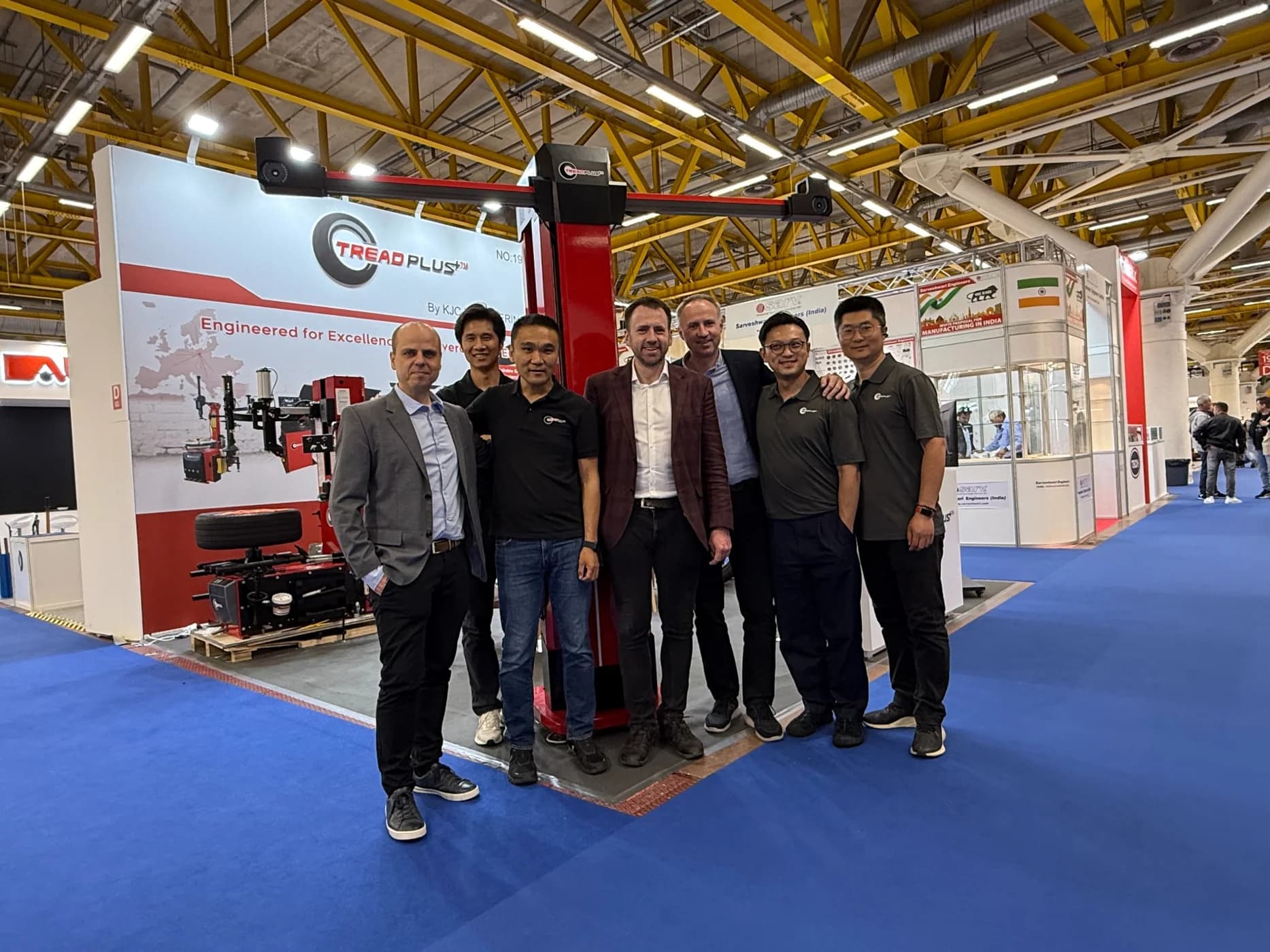 TreadPlus team and partners at Autopromotec Bologna 2025